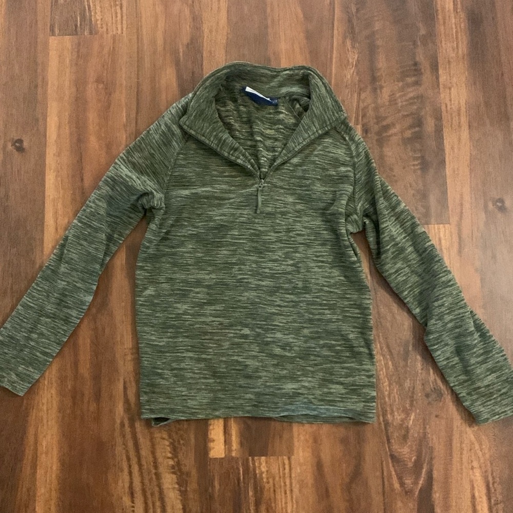 Men’s Mountain Warehouse quarter zip fleece, size XS.